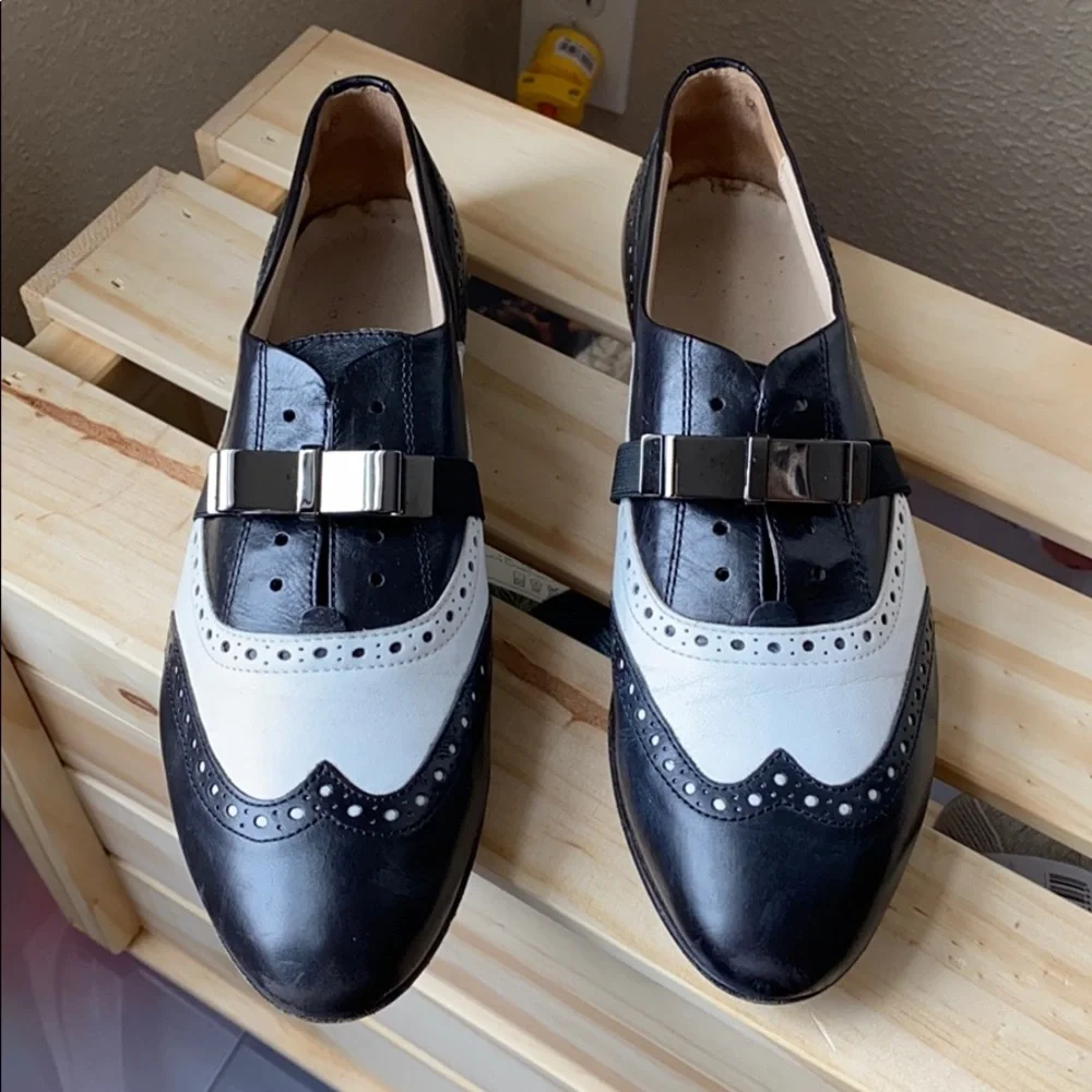 AGL Oxfords